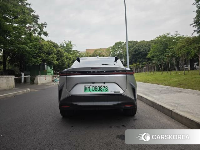 Lexus RZ id 4262112 из Китая 12
