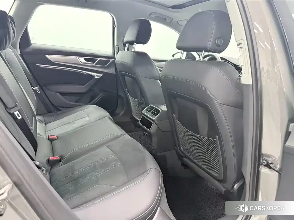 Audi A6 id 4679734 из Китая 7