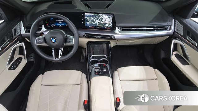 BMW iX1 (U11) id 4560565 из Кореи 17