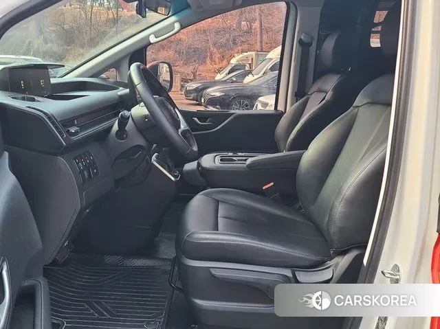 Hyundai Staria id 3679727 из Кореи 17