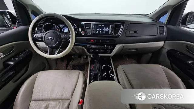 Kia The New Carnival id 3526085 из Кореи 17