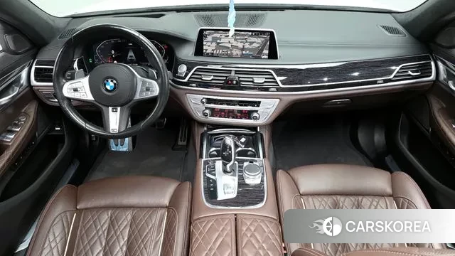 BMW 7 Series (G11) id 3707754 из Кореи 17