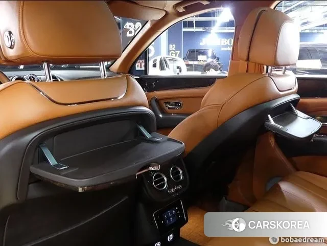 Bentley Bentayga id 3028861 из Кореи 16