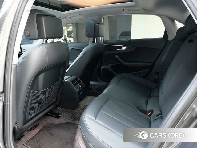 Audi A4L id 3902298 из Китая 20