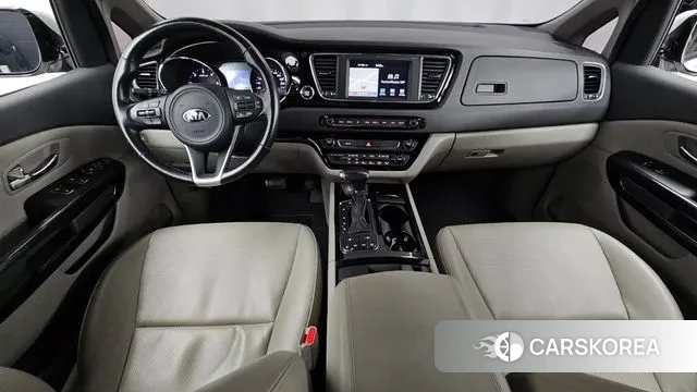 Kia All New Carnival id 3210225 из Кореи 17