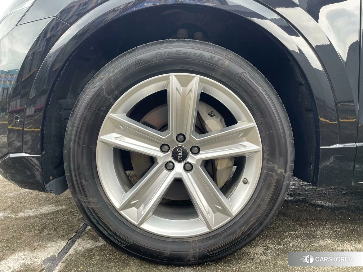 Audi Q8 id 4455080 из Китая 28