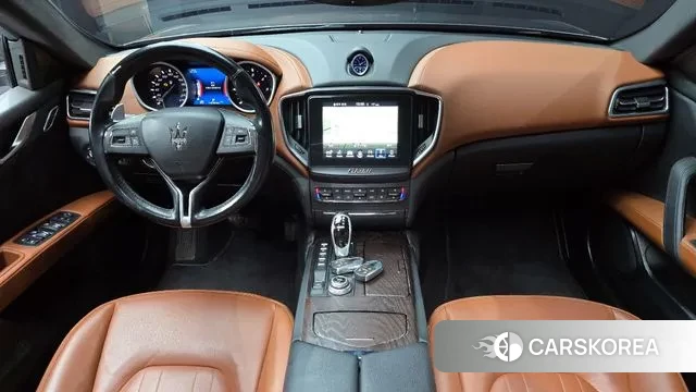 Maserati Ghibli id 3773285 из Кореи 17