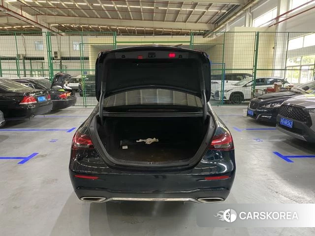 Mercedes-Benz E-class id 4240491 из Китая 16