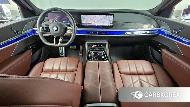 BMW 7 Series (G70) id 3922258 из Кореи 17