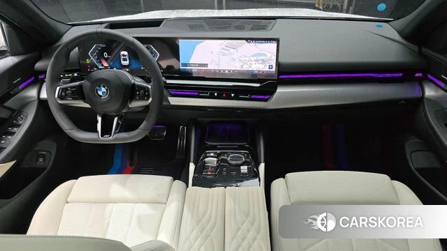 BMW 5 Series (G60) id 4602591 из Кореи 17