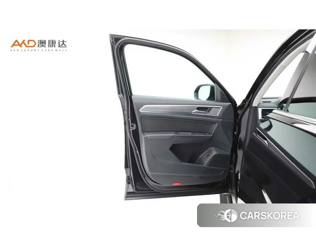 Volkswagen Tourang id 4239910 из Китая 8