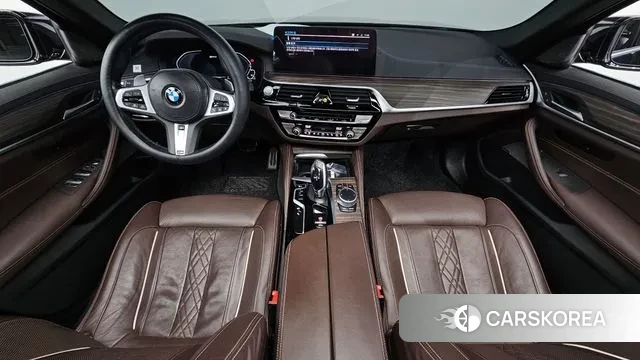 BMW 5 Series (G30) id 3601338 из Кореи 17