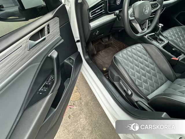 Volkswagen Sagitar id 4298170 из Китая 17