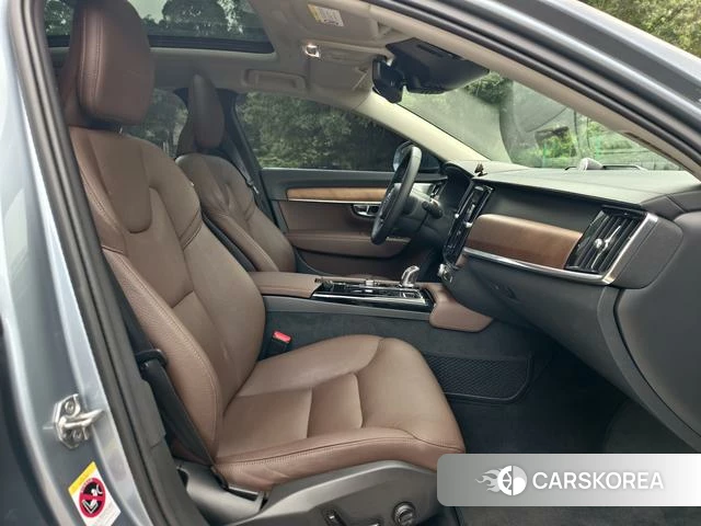 Volvo S90 PHEV id 4212918 из Китая 13