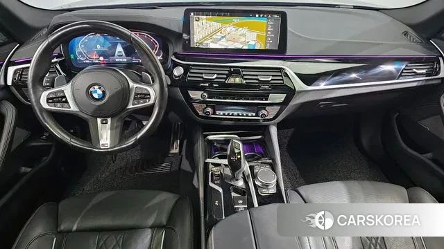 BMW 5 Series (G30) id 3645120 из Кореи 17