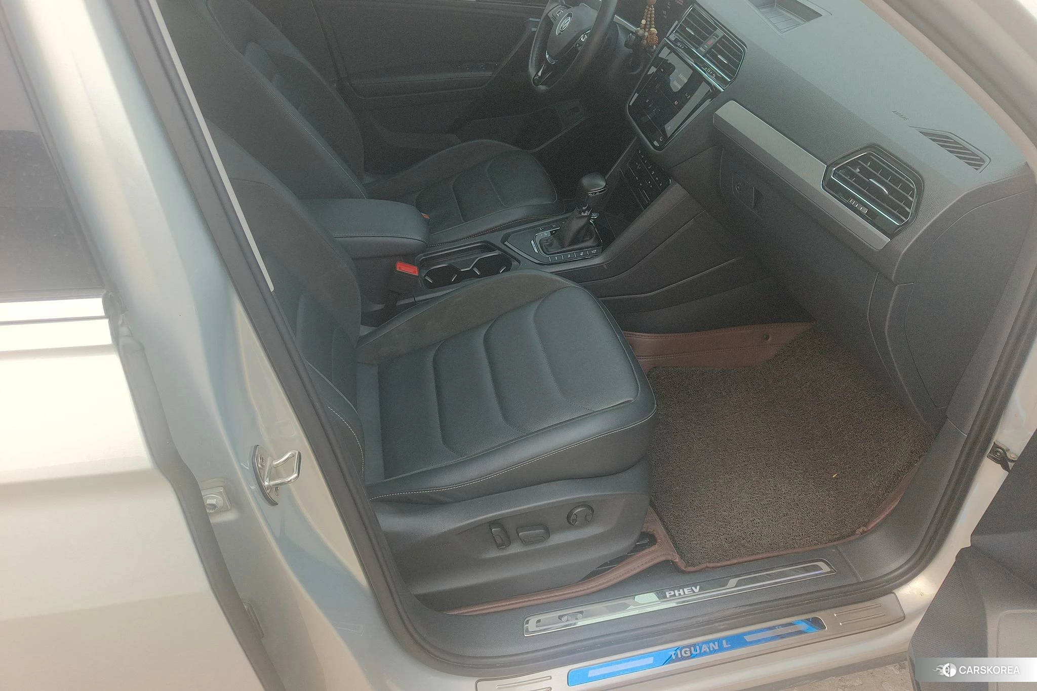 Volkswagen Tiguan L PHEV id 4455833 из Китая 14