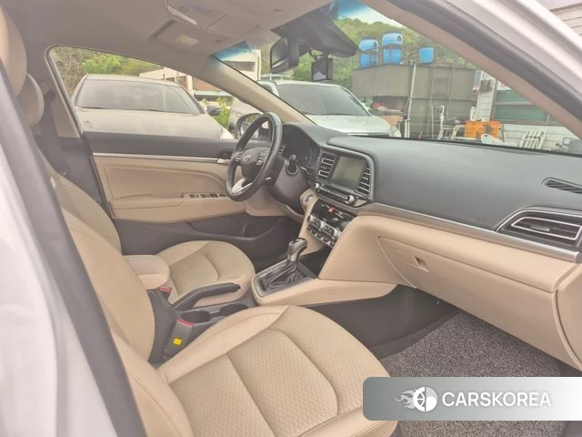 Hyundai The New Avante AD id 4203490 из Кореи 17