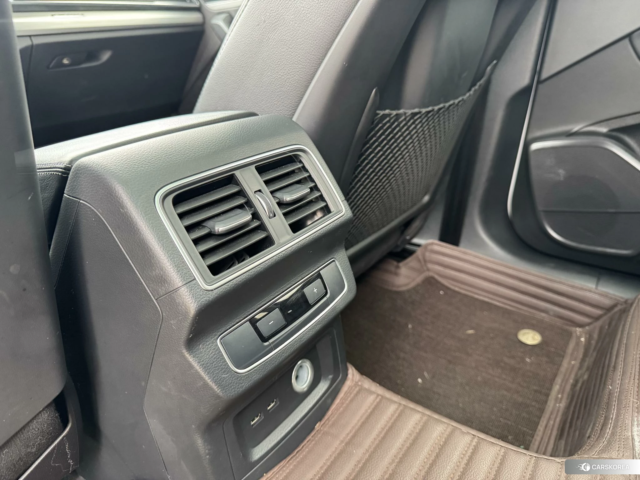 Audi Q5L id 4461480 из Китая 14