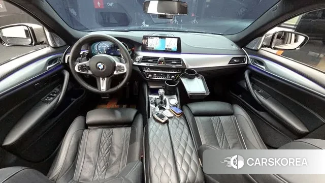 BMW 5 Series (G30) id 3265087 из Кореи 17