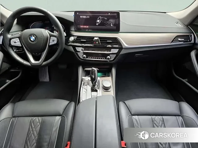 BMW 5 Series (G30) id 3776519 из Кореи 15