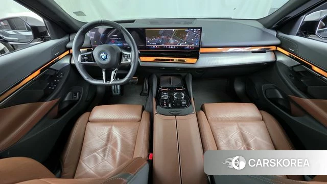 BMW i5 (G60) id 4185946 из Кореи 32