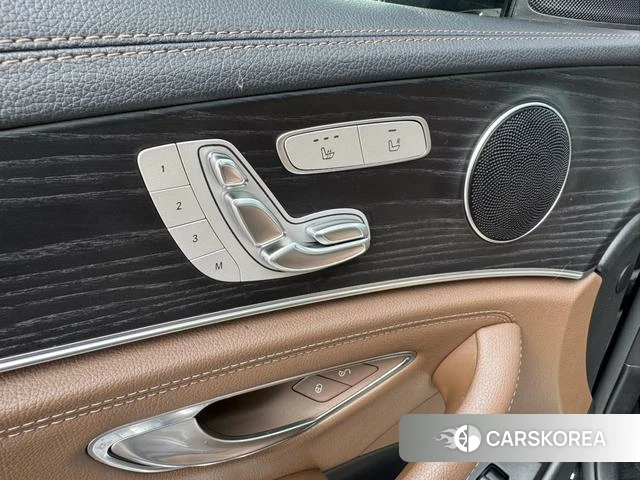 Mercedes-Benz E-class id 4272951 из Китая 11