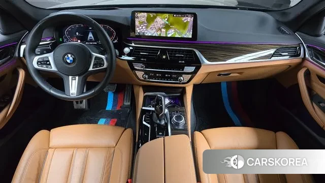 BMW 5 Series (G30) id 2894959 из Кореи 17