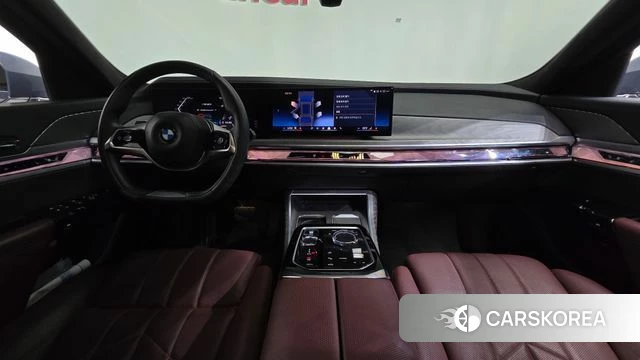 BMW 7 Series (G70) id 4585217 из Кореи 31