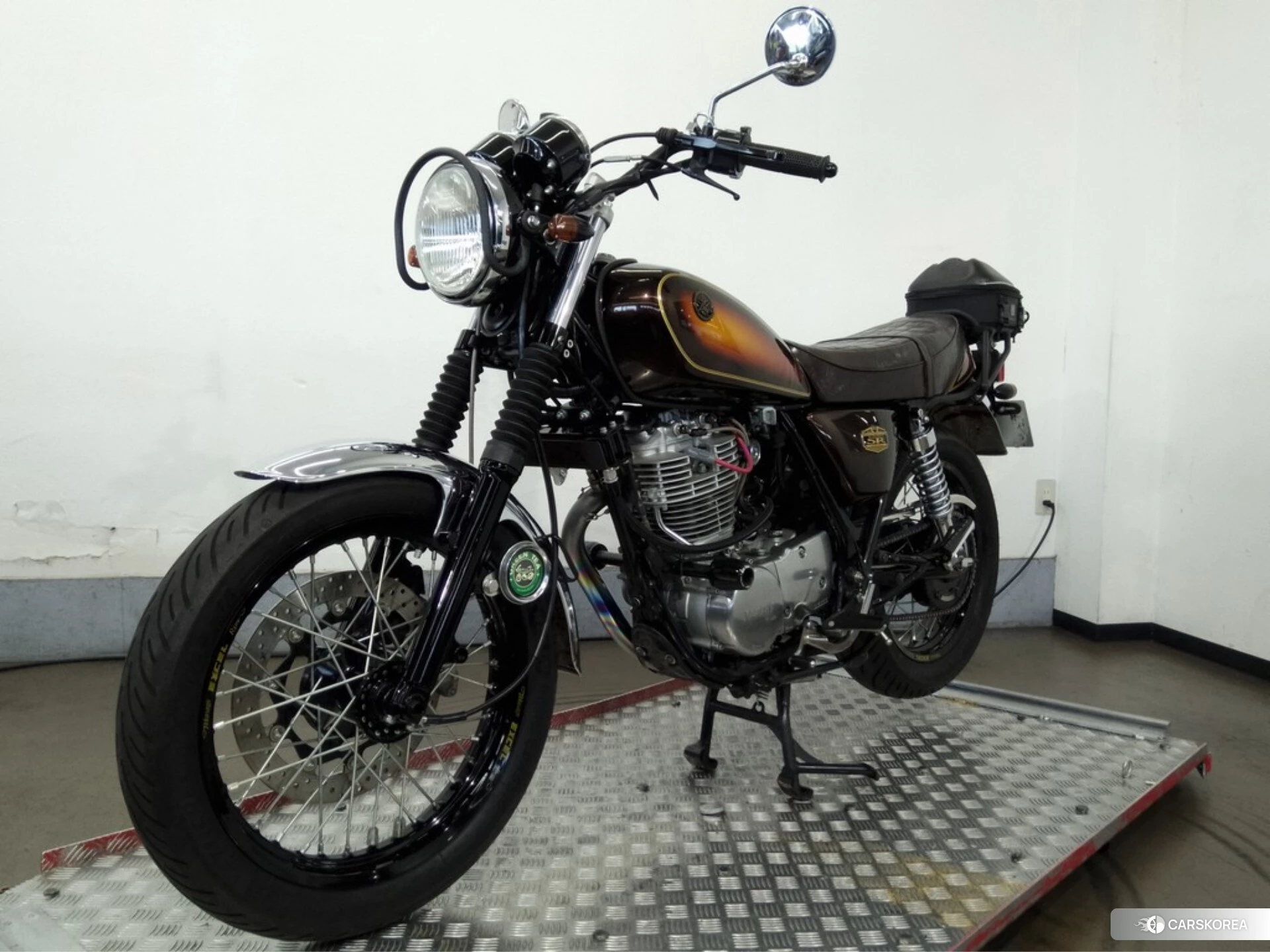 Yamaha SR 400 id 4373627 из Японии 7