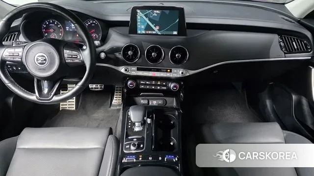 Kia Stinger id 3264923 из Кореи 17