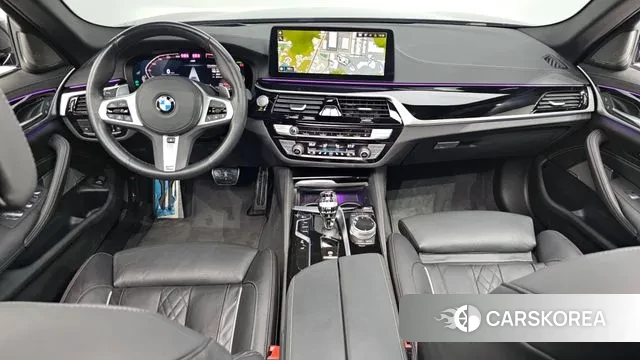 BMW 5 Series (G30) id 3472372 из Кореи 17