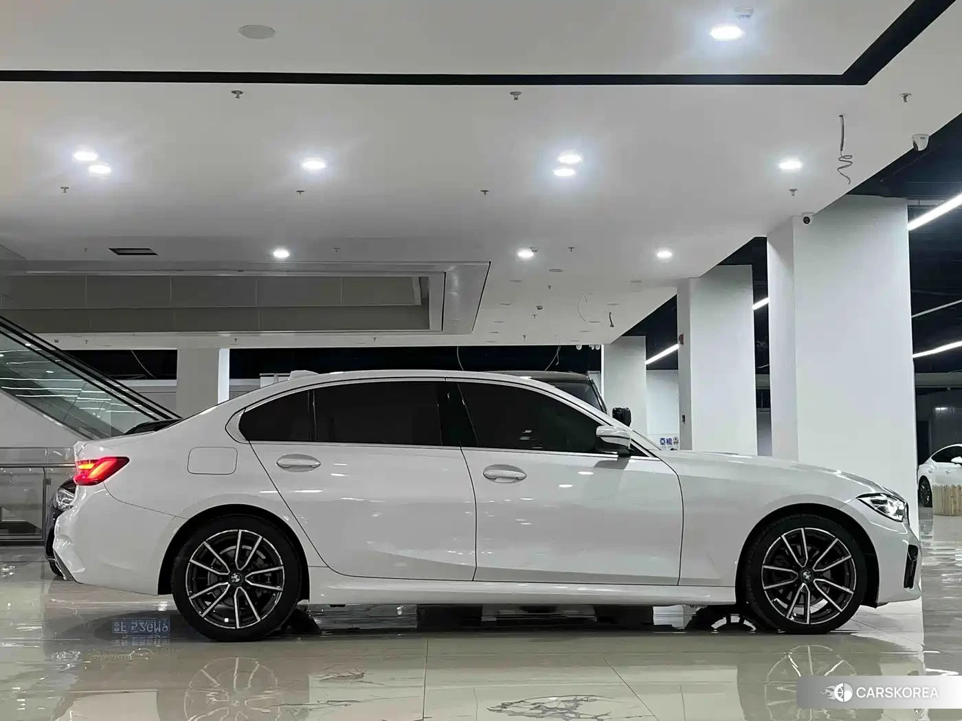 BMW 3 series id 4659806 из Китая 10