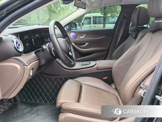 Mercedes-Benz E-class id 4265651 из Китая 8