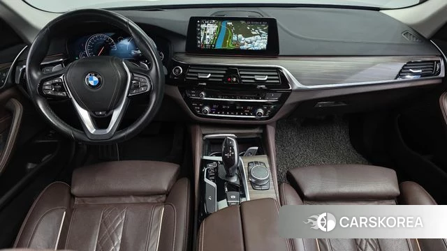 BMW 5 Series (G30) id 4742104 из Кореи 17