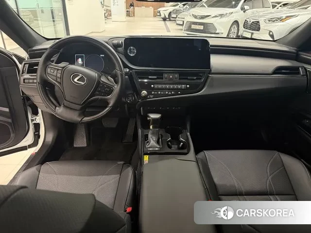 Lexus ES300h 7th generation id 3731770 из Кореи 13