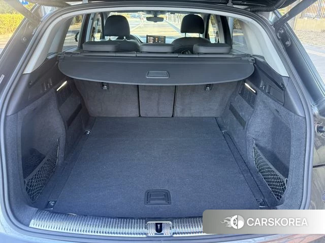 Audi Q5L id 4275730 из Китая 25