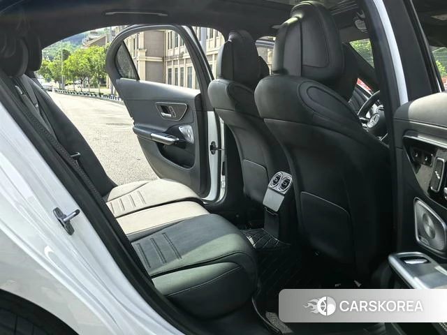 Mercedes-Benz Class C id 4297745 из Китая 12