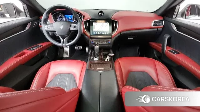 Maserati Ghibli id 3583181 из Кореи 17