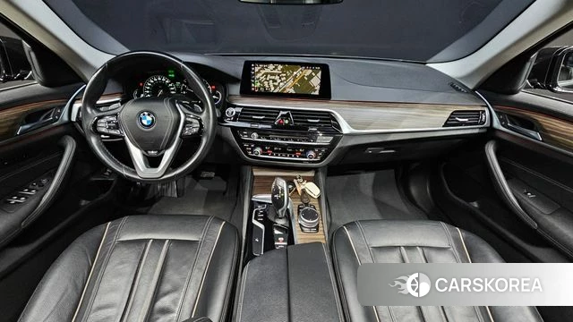 BMW 5 Series (G30) id 4447424 из Кореи 17