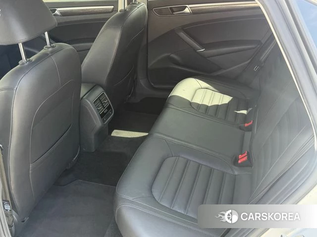 Volkswagen The New Passat id 3982223 из Кореи 17