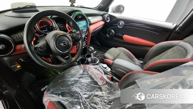 Mini Cooper S id 3936975 из Кореи 17