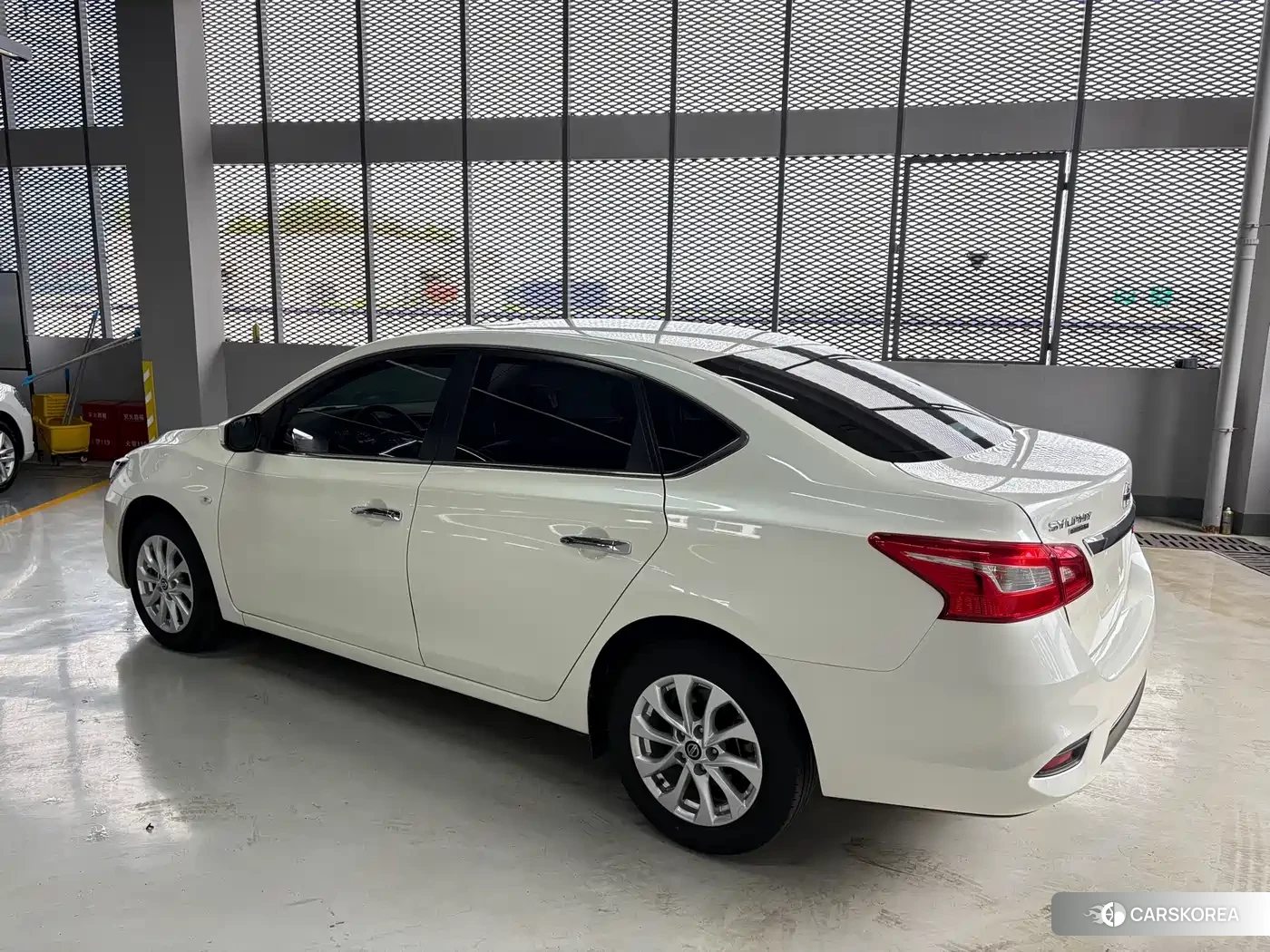 Nissan Sylphy id 4553962 из Китая 13