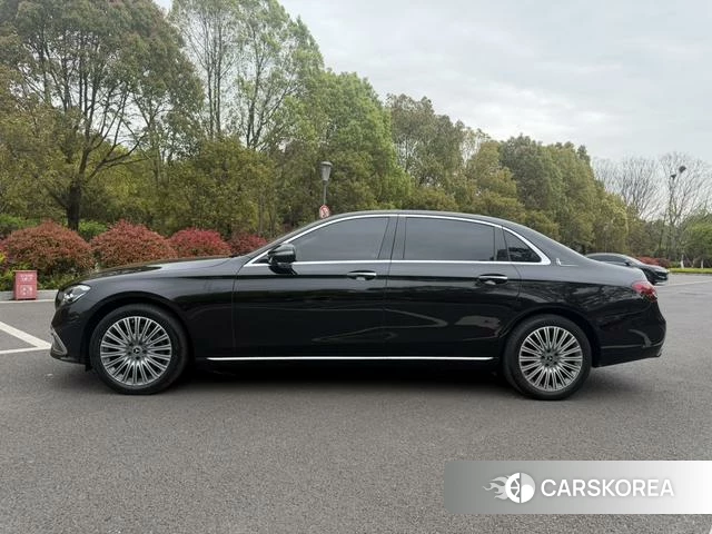 Mercedes-Benz E-class id 4264953 из Китая 21