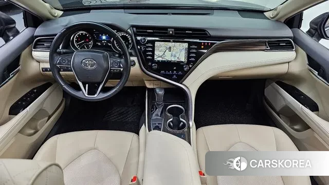 Toyota Camry (XV70) id 3297542 из Кореи 17