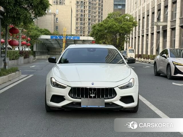 Maserati Ghibli id 4209522 из Китая 18