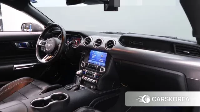 Ford Mustang id 3238513 из Кореи 17