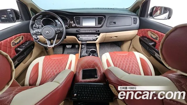 Kia The New Carnival id 2835012 из Кореи 17