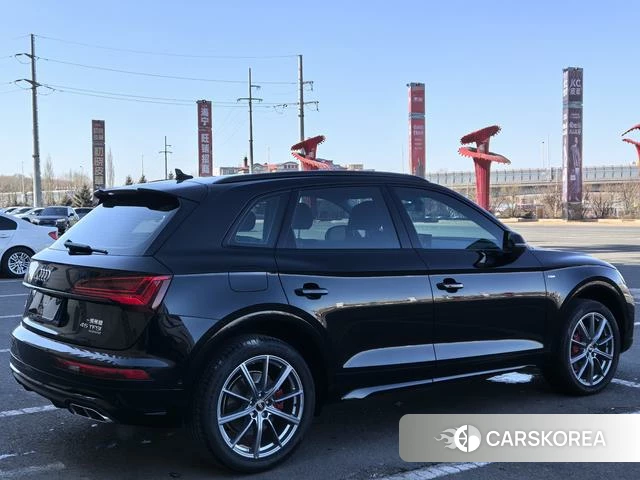 Audi Q5L id 4215024 из Китая 12