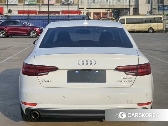 Audi A4L id 4212541 из Китая 12