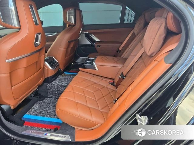 BMW 7 Series (G70) id 4879414 из Кореи 17